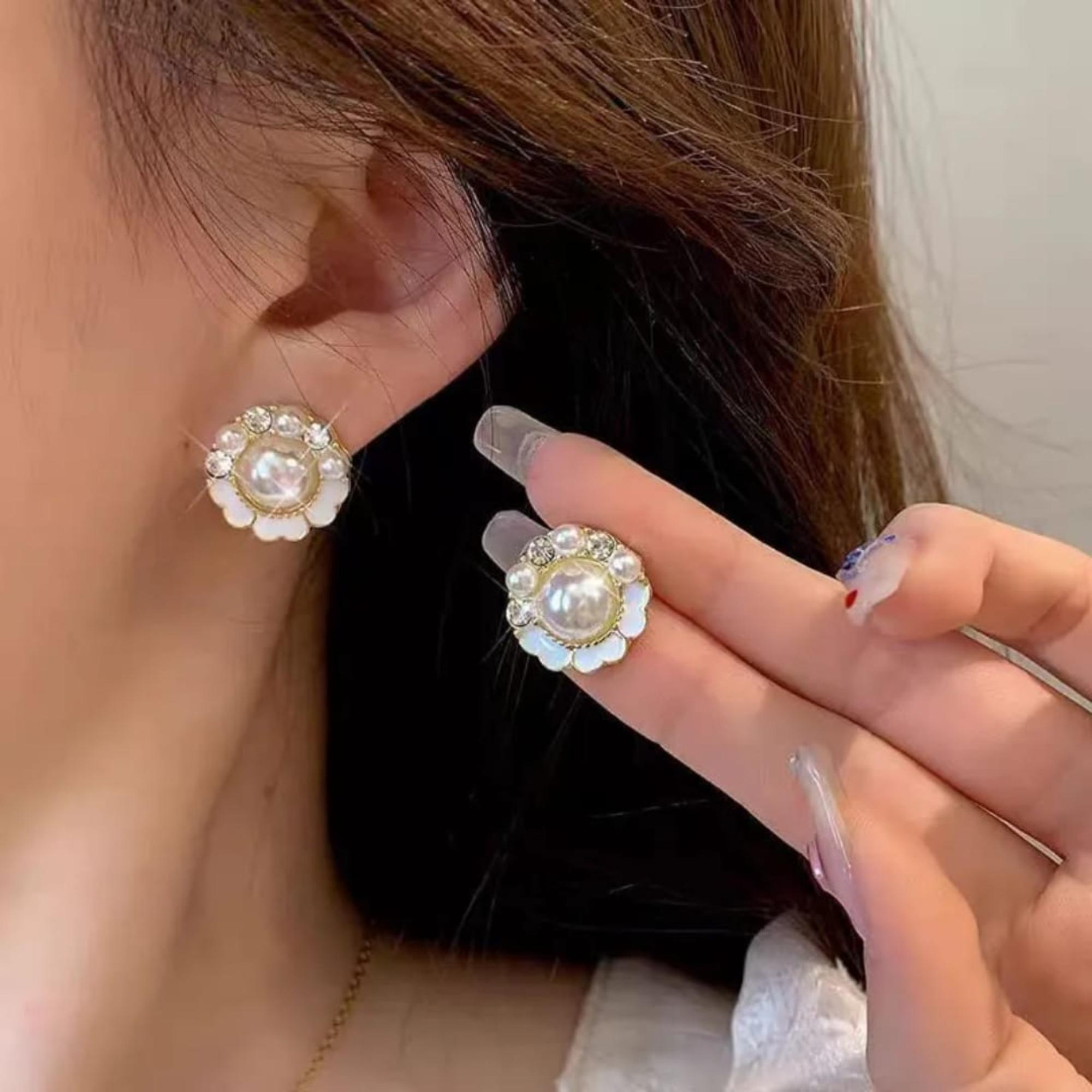 Enmode Latest Stylish Floral Pearl Stud Earring for Women and Girls