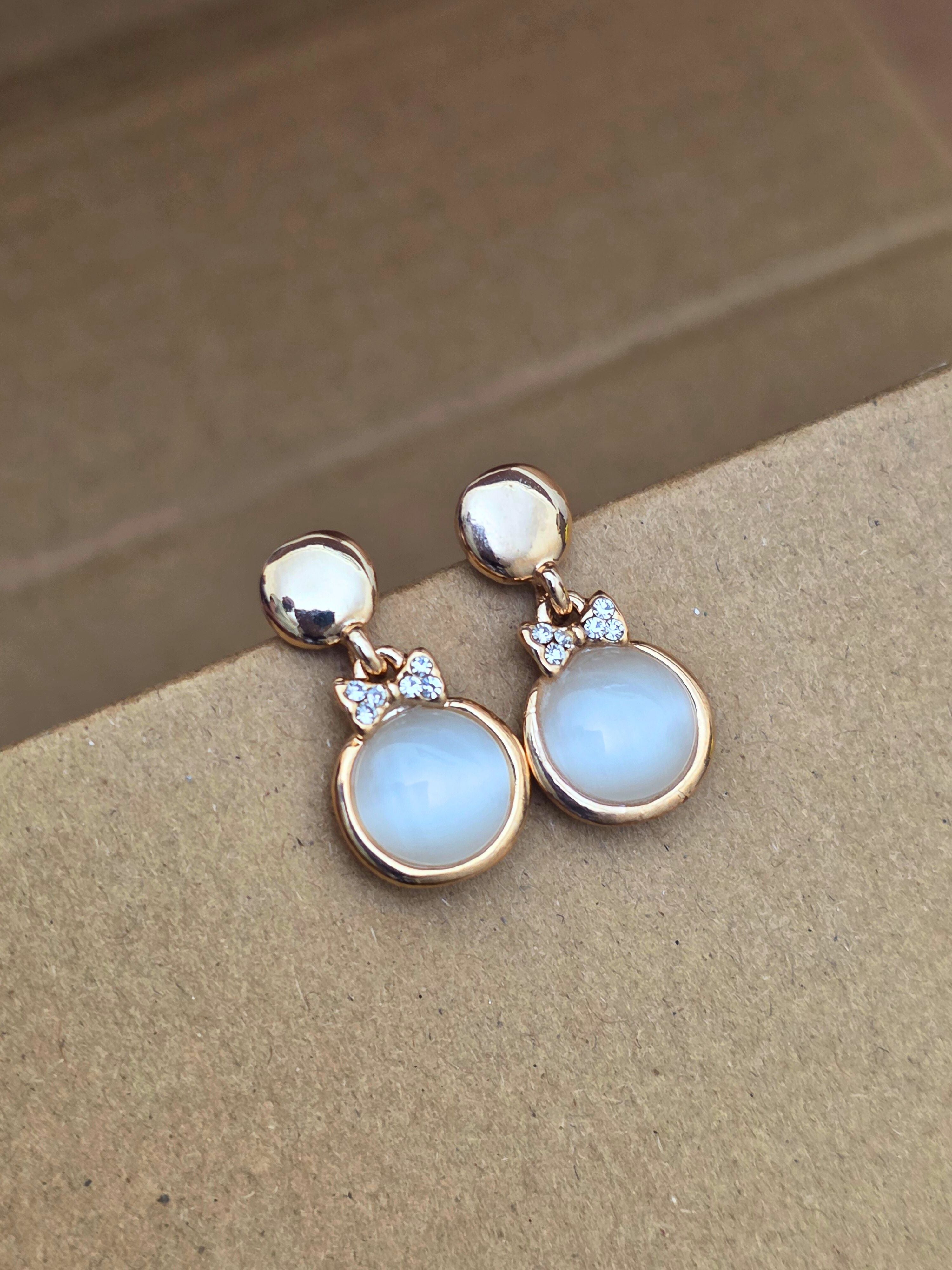 Rose Gold-Plated Dangle Earrings with Grey Cats Eye Stone