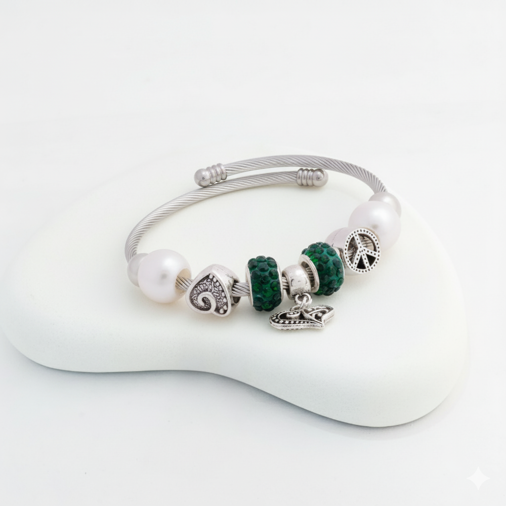 Charm Bracelet with Green Gemstone Beads and Heart Pendant