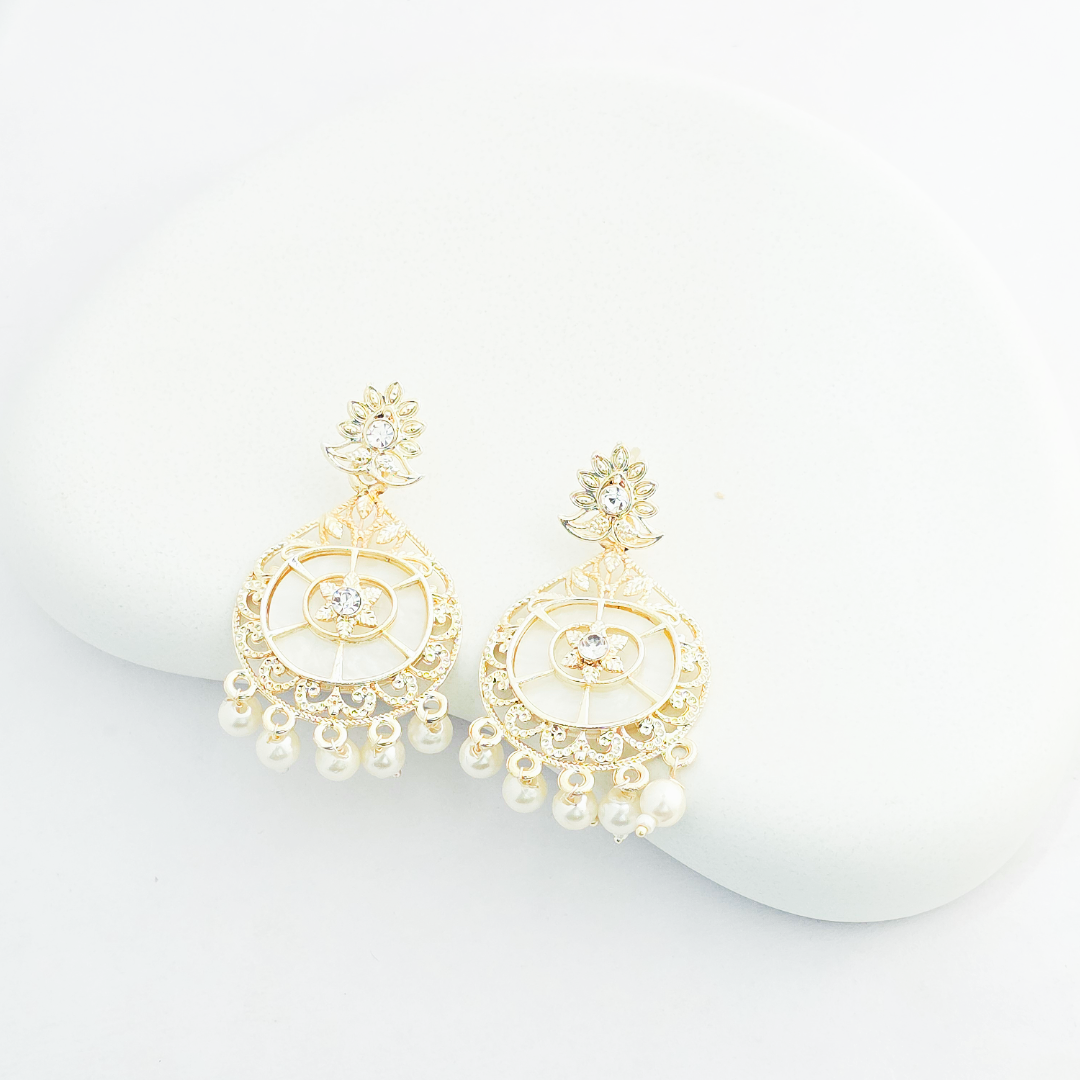 MOP Oval Shape Pearl Gold Plated Earring