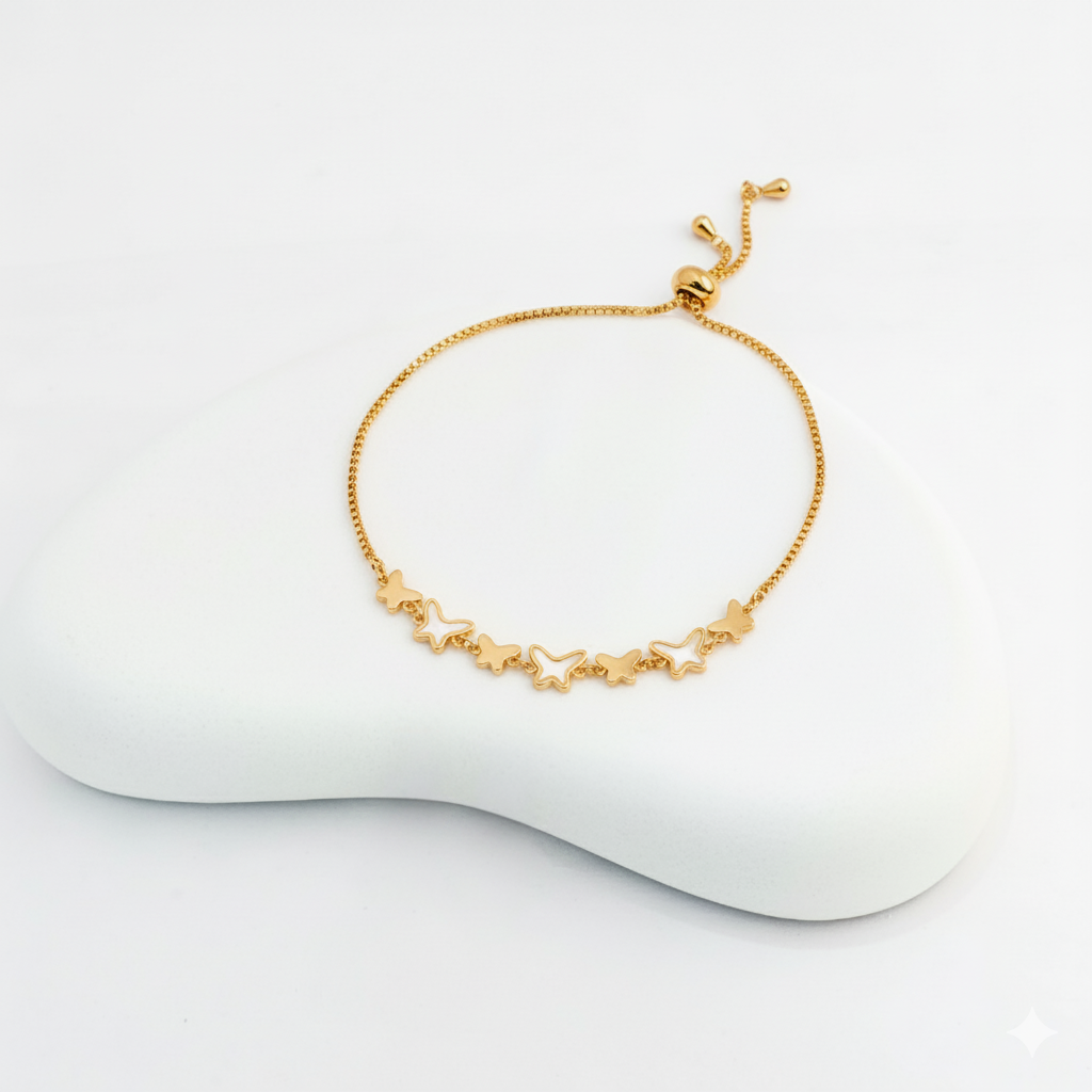 Gold-Plated Star Charm Bracelet with Adjustable Chain